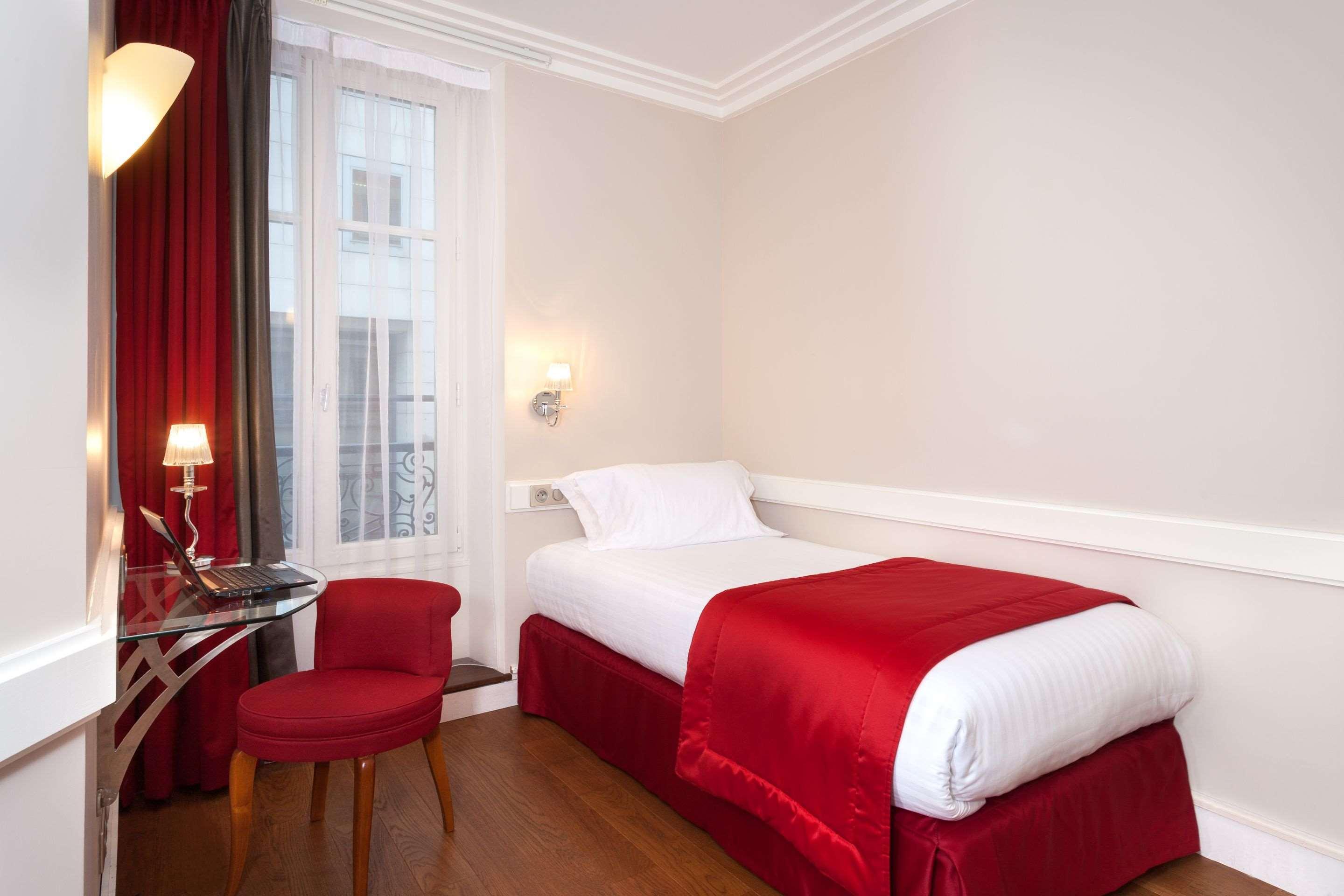 Hotel Sleeping Belle Parigi Esterno foto